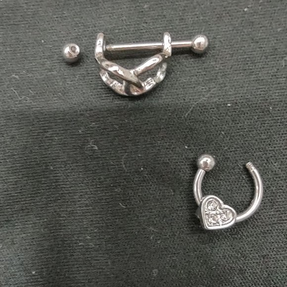 Steel/cz cartilage earrings.  2, NWOT - Picture 3 of 5